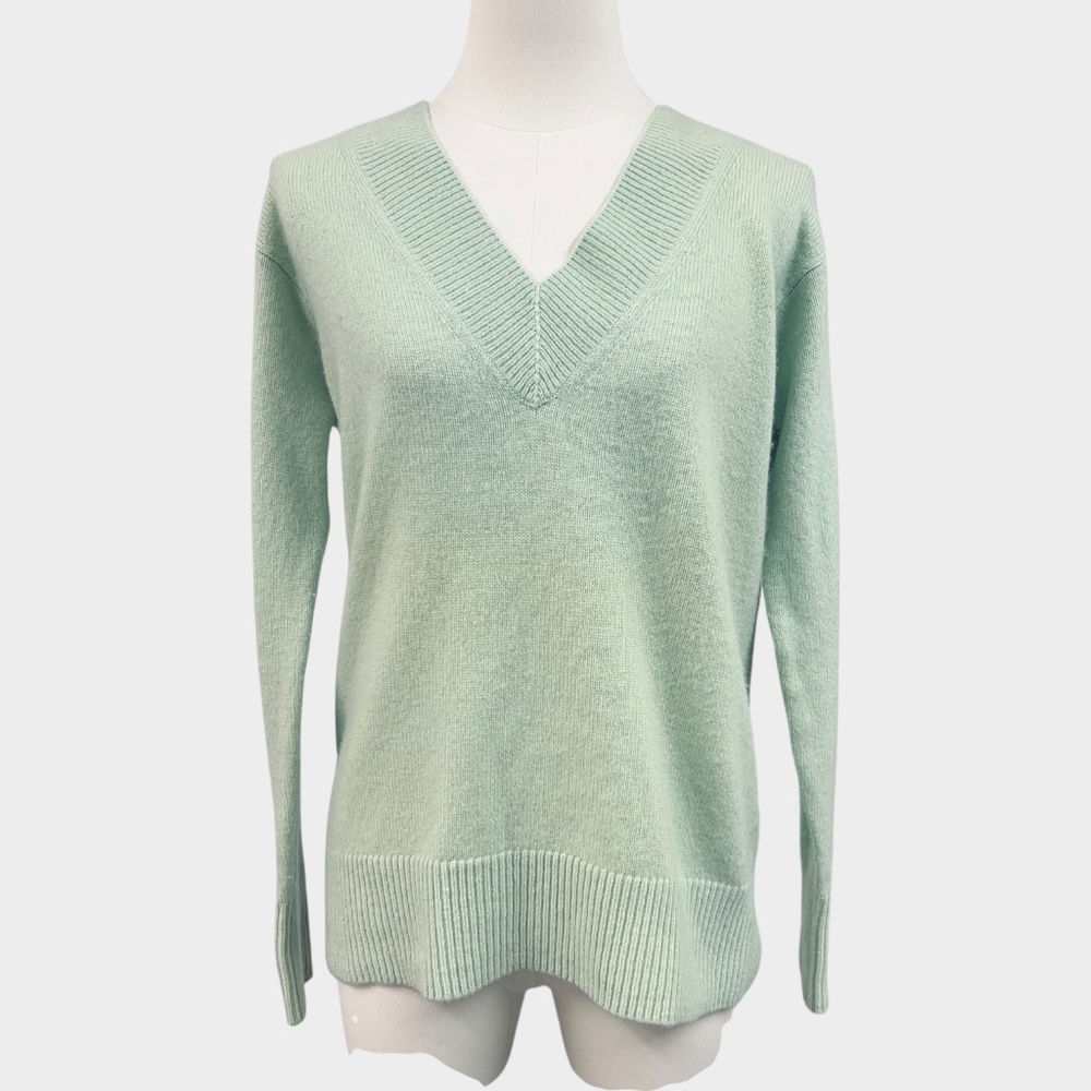 Vince Cashmere Wool V-Neck Sweater XS Mint Green Ribbed Trim Cozy‎ Layering